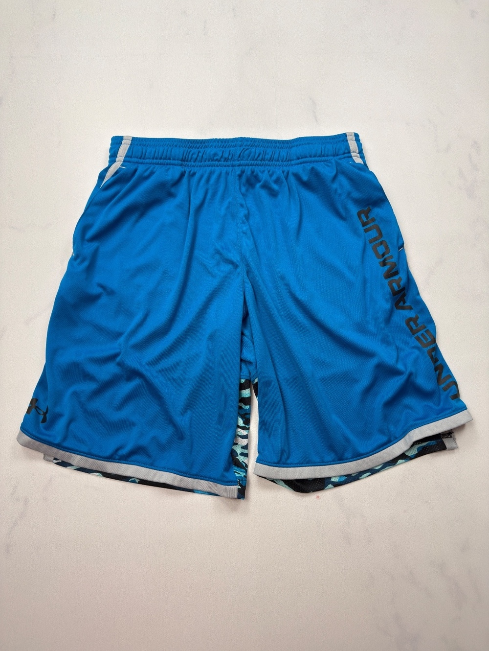 Under Armour Athletic Shorts Blue Camo Detail - Boys YXL